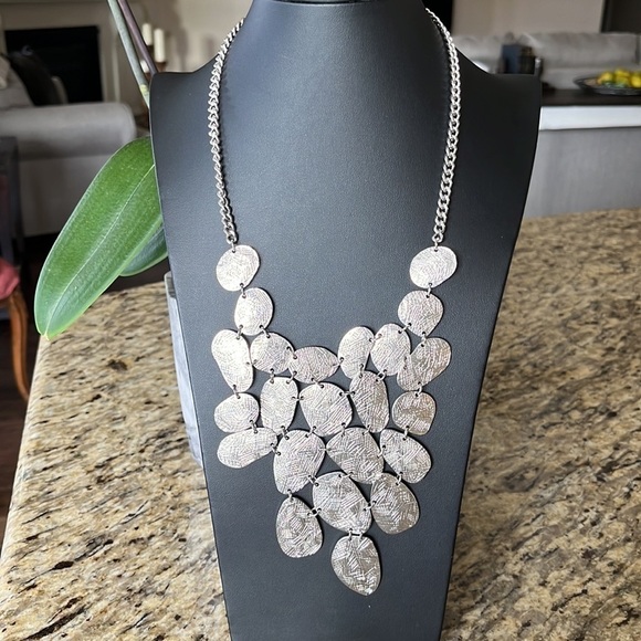 Natasha Large Bib Style Statement Necklace Silver Tone Big Bold - Picture 9 of 11